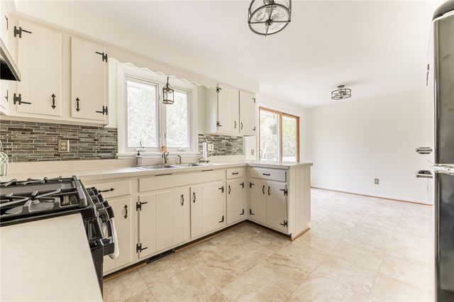 2399 State Route 21, Palmyra, NY 14522