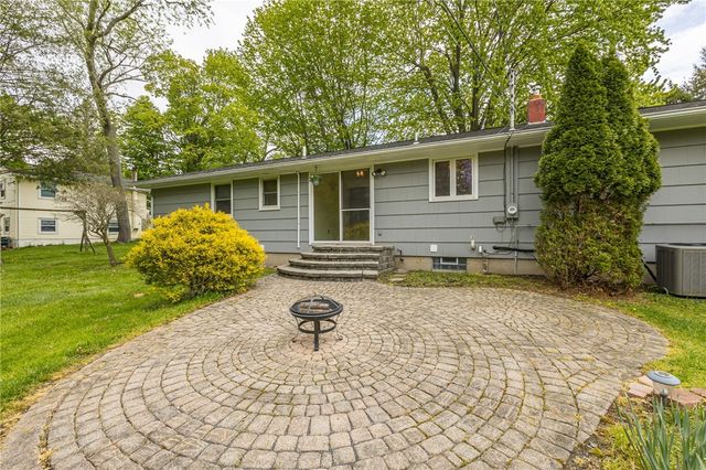 2399 State Route 21, Palmyra, NY 14522