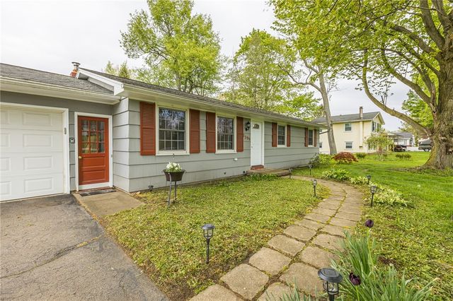 2399 State Route 21, Palmyra, NY 14522