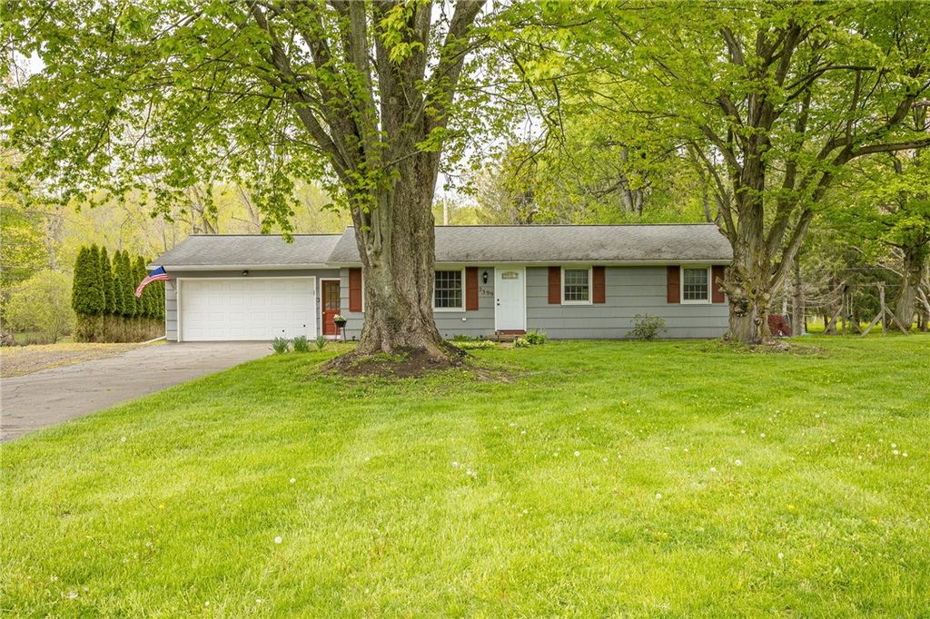 2399 State Route 21, Palmyra, NY 14522