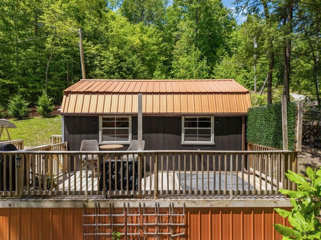 108 Spirit View Lake Dr, Campton, KY 41301