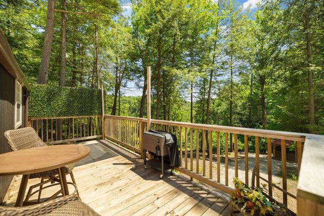 108 Spirit View Lake Dr, Campton, KY 41301