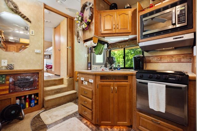 108 Spirit View Lake Dr, Campton, KY 41301
