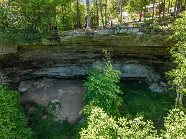 108 Spirit View Lake Dr, Campton, KY 41301
