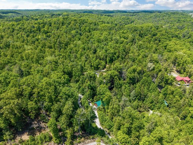 108 Spirit View Lake Dr, Campton, KY 41301