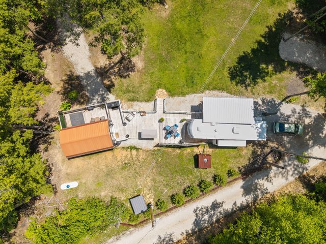 108 Spirit View Lake Dr, Campton, KY 41301