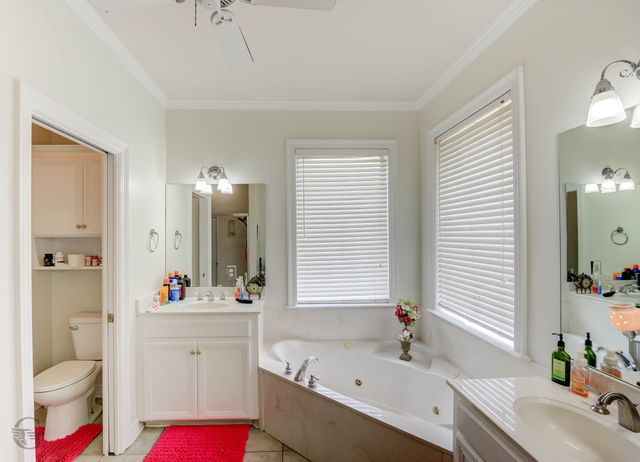 1951 Bayou Bend Drive, Bossier City, LA 71111