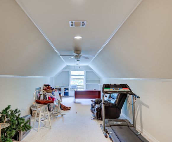 1951 Bayou Bend Drive, Bossier City, LA 71111