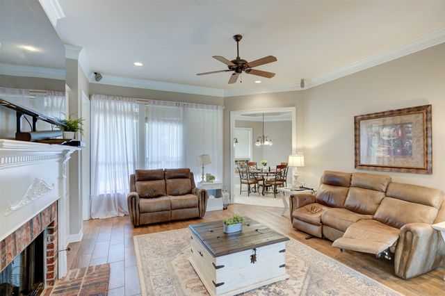 1951 Bayou Bend Drive, Bossier City, LA 71111