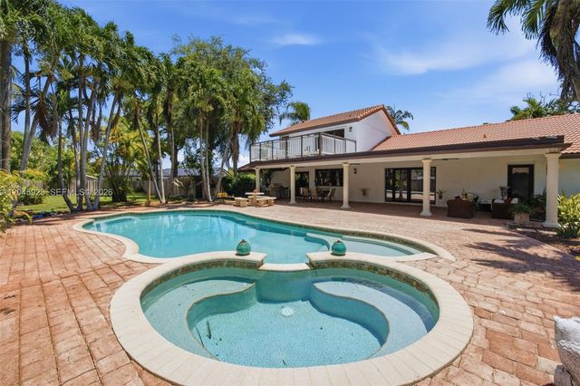 16564 SW 153rd Ct, Miami, FL 33187