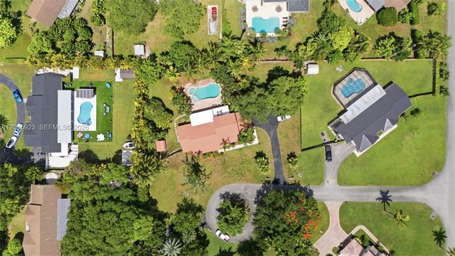 16564 SW 153rd Ct, Miami, FL 33187