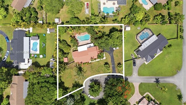 16564 SW 153rd Ct, Miami, FL 33187