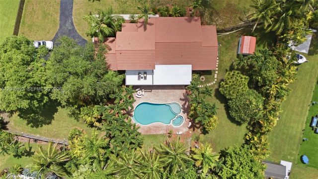 16564 SW 153rd Ct, Miami, FL 33187