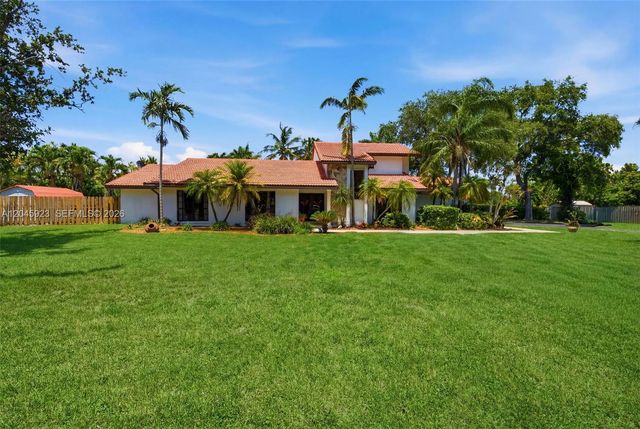 16564 SW 153rd Ct, Miami, FL 33187