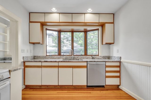57A Robinwood 2, Boston, MA 02130