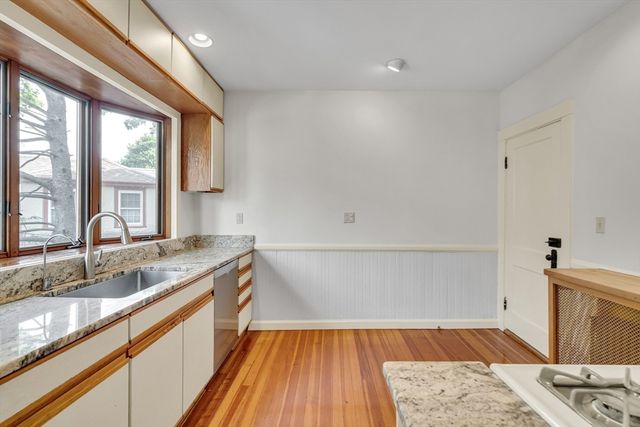 57A Robinwood 2, Boston, MA 02130
