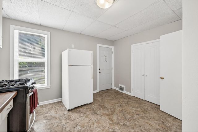 472 Case Avenue, Saint Paul, MN 55130