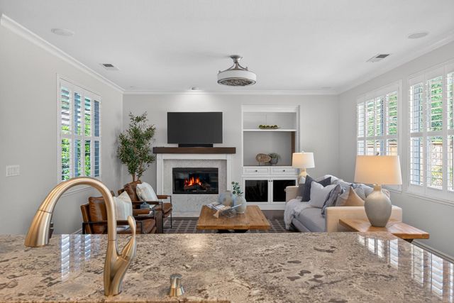 8013 Damico Dr, El Dorado Hills, CA 95762