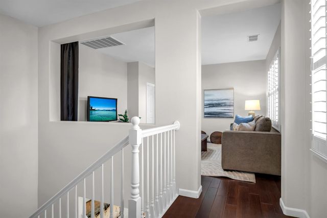 8013 Damico Dr, El Dorado Hills, CA 95762