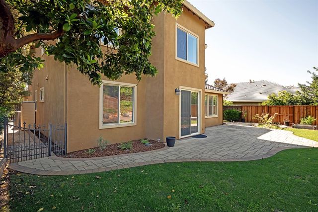 8013 Damico Dr, El Dorado Hills, CA 95762