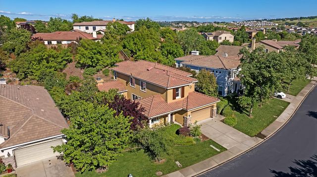 8013 Damico Dr, El Dorado Hills, CA 95762