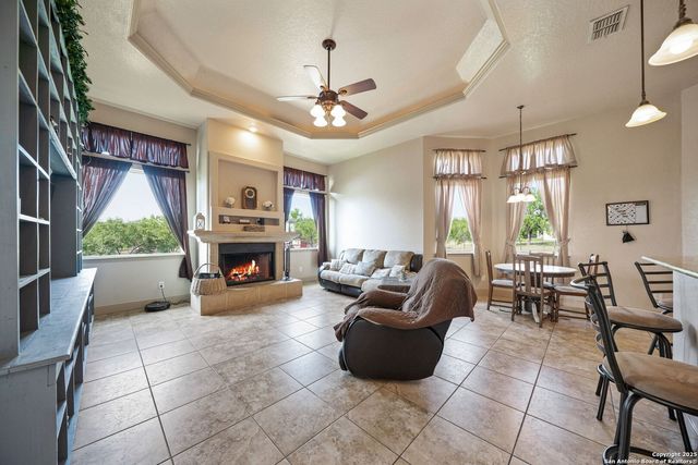 438 County Road 367, Hondo, TX 78861