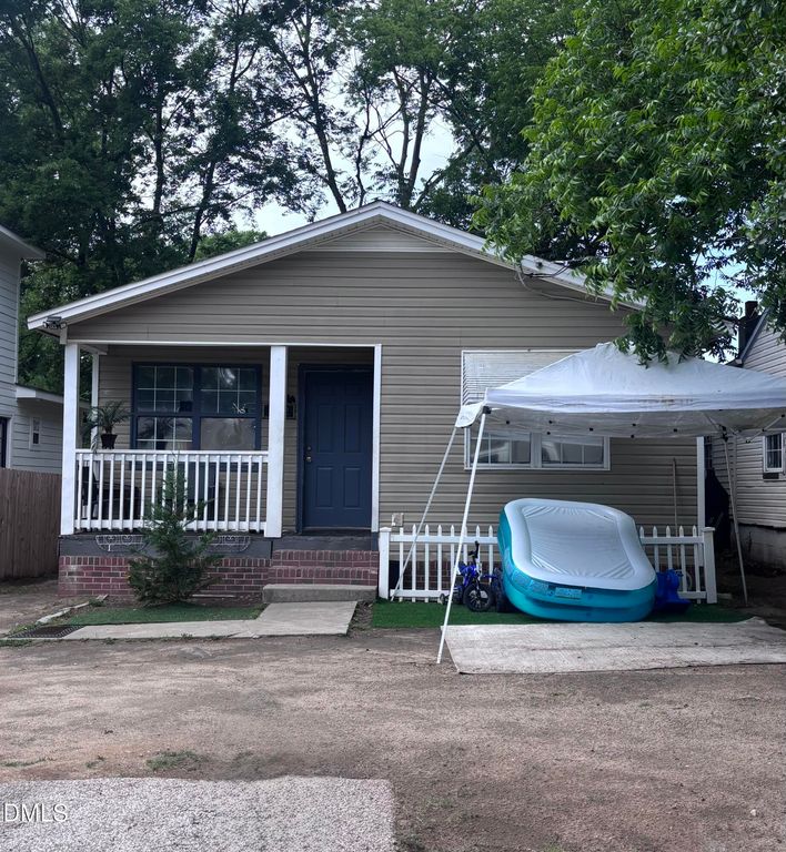 802 Vardaman Street, Raleigh, NC 27610