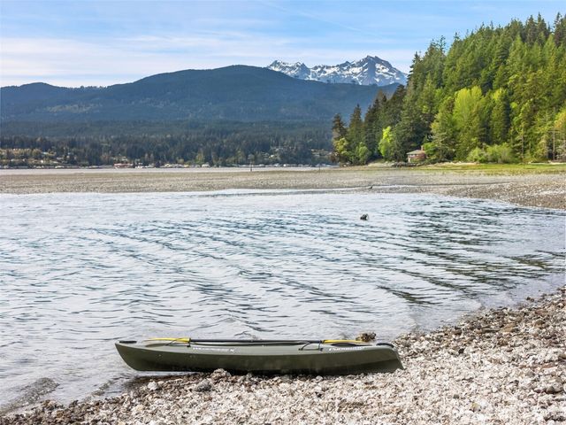 18651 NE North Shore Road, Tahuya, WA 98588