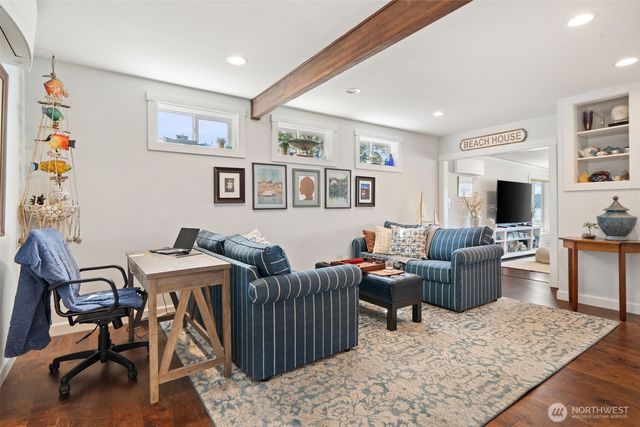 18651 NE North Shore Road, Tahuya, WA 98588