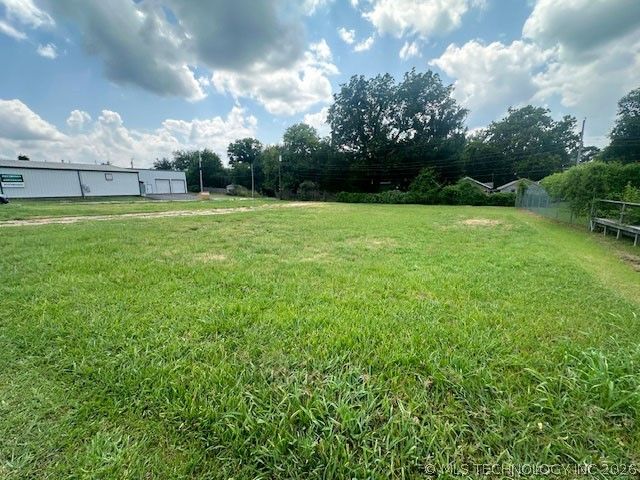 820 S Wood Drive, Okmulgee, OK 74447