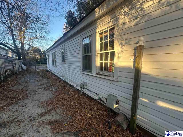 1415 Waverly Ave, Florence, SC 29501