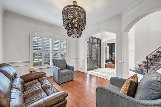 609 Forest Bend Lane, Friendswood, TX 77546