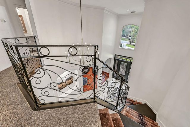 609 Forest Bend Lane, Friendswood, TX 77546