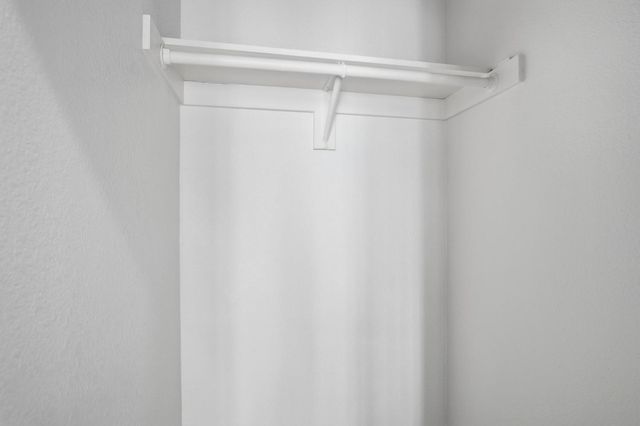 2009 W Willow St, Stockton, CA 95203