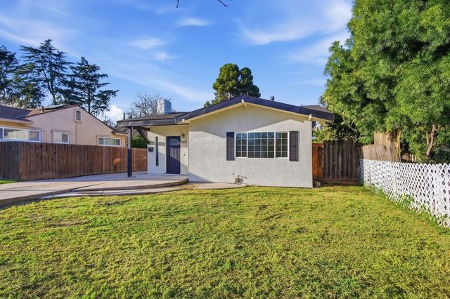 2009 W Willow St, Stockton, CA 95203