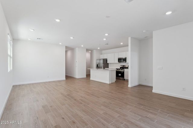 25974 W NANCY Lane, Buckeye, AZ 85326