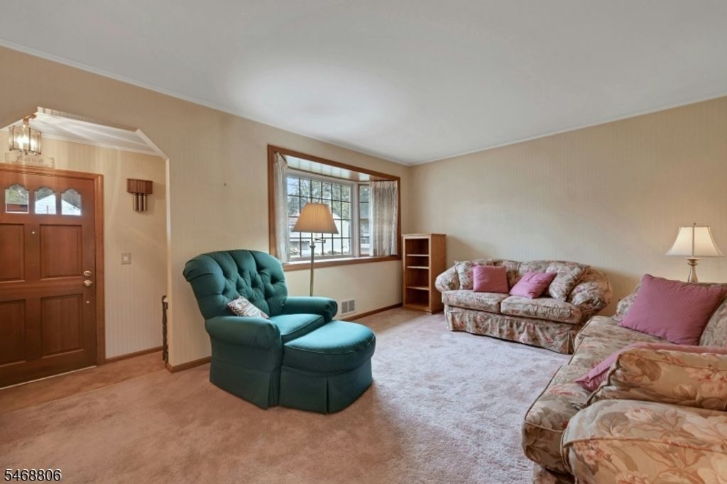 59 Chestnut Ave, Rochelle Park Twp., NJ 07662 — photo 3