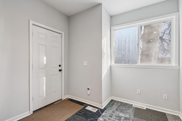 2635 Colfax Avenue N, Minneapolis, MN 55411