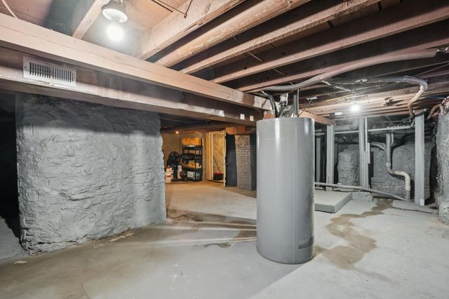 2635 Colfax Avenue N, Minneapolis, MN 55411