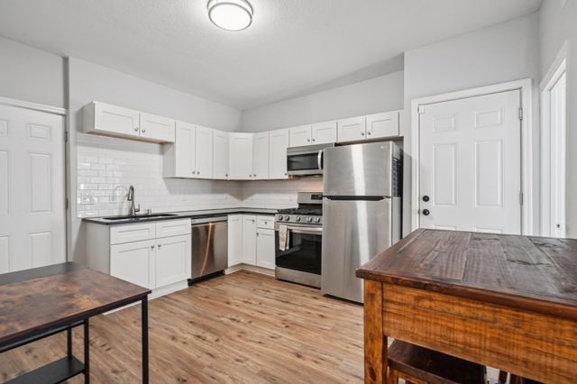 2635 Colfax Avenue N, Minneapolis, MN 55411