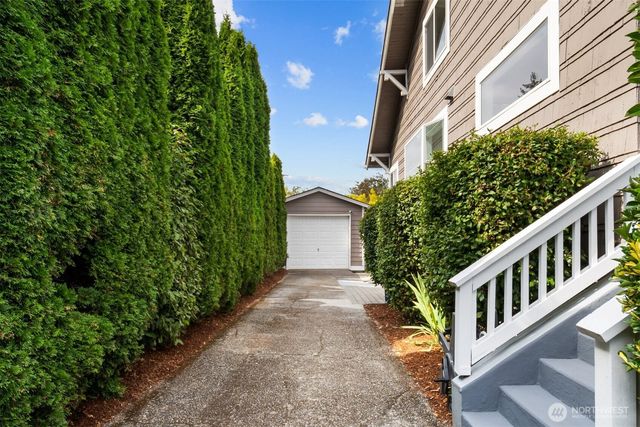 511 28th Avenue, Seattle, WA 98122