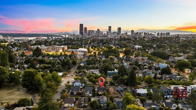 511 28th Avenue, Seattle, WA 98122