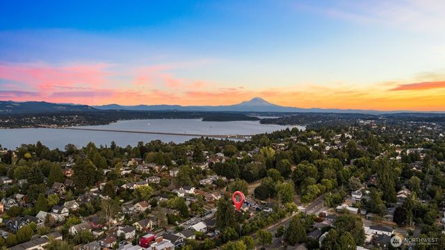 511 28th Avenue, Seattle, WA 98122