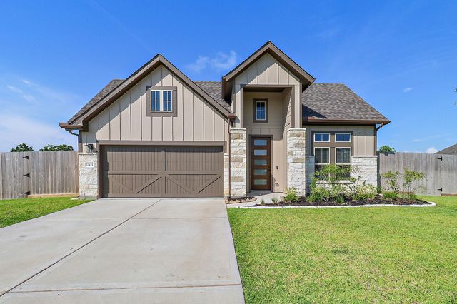 11615 E Wood Drive, Baytown, TX 77523