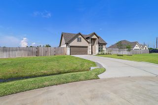 11615 E Wood Drive, Baytown, TX 77523