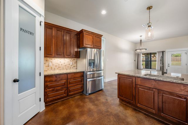 307 Bluestem CV, Georgetown, TX 78633
