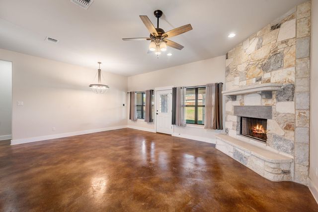 307 Bluestem CV, Georgetown, TX 78633