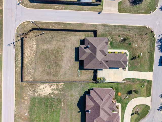 307 Bluestem CV, Georgetown, TX 78633