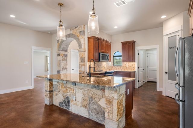 307 Bluestem CV, Georgetown, TX 78633
