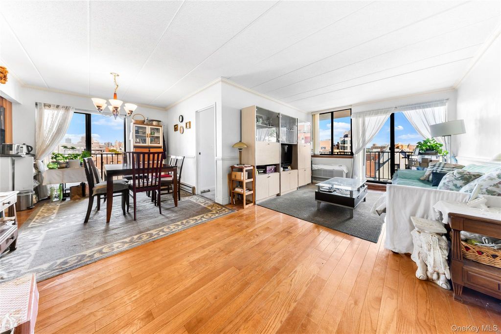 2322 30th Road 5A, Astoria, NY 11102 — exterior